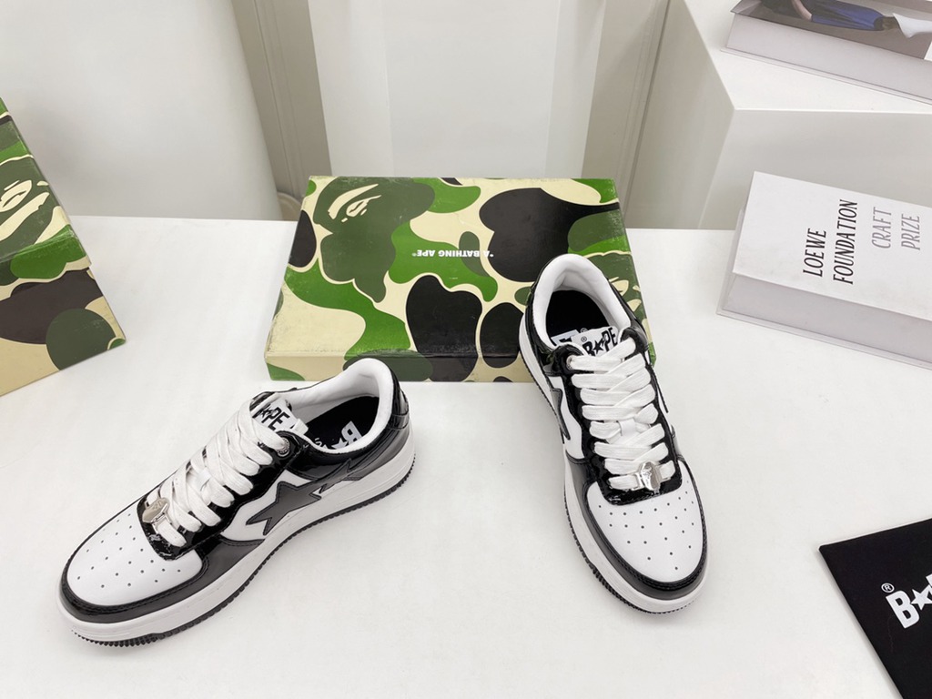B*APE SNEAKERS